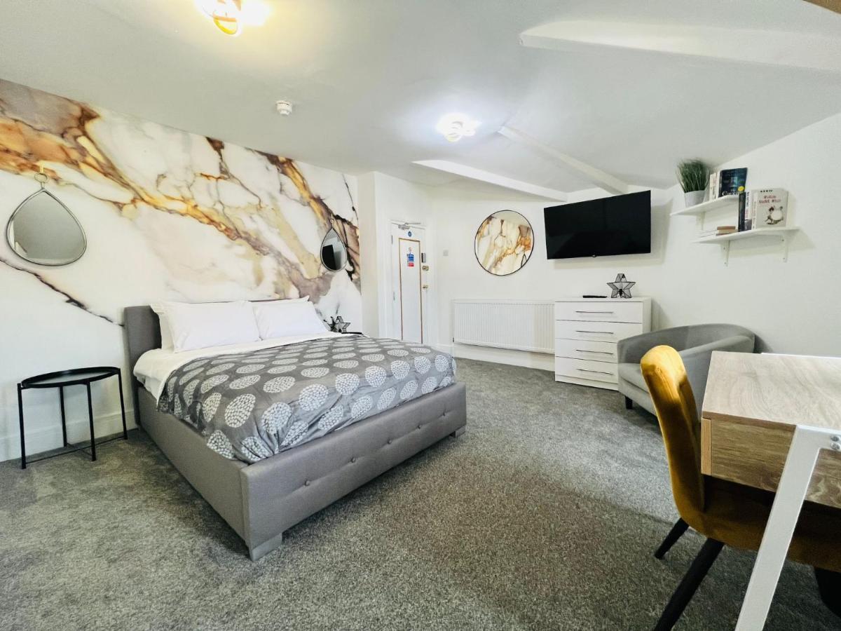 One Battison - Affordable Rooms, Suites & Studios In Stoke On Trent 외부 사진