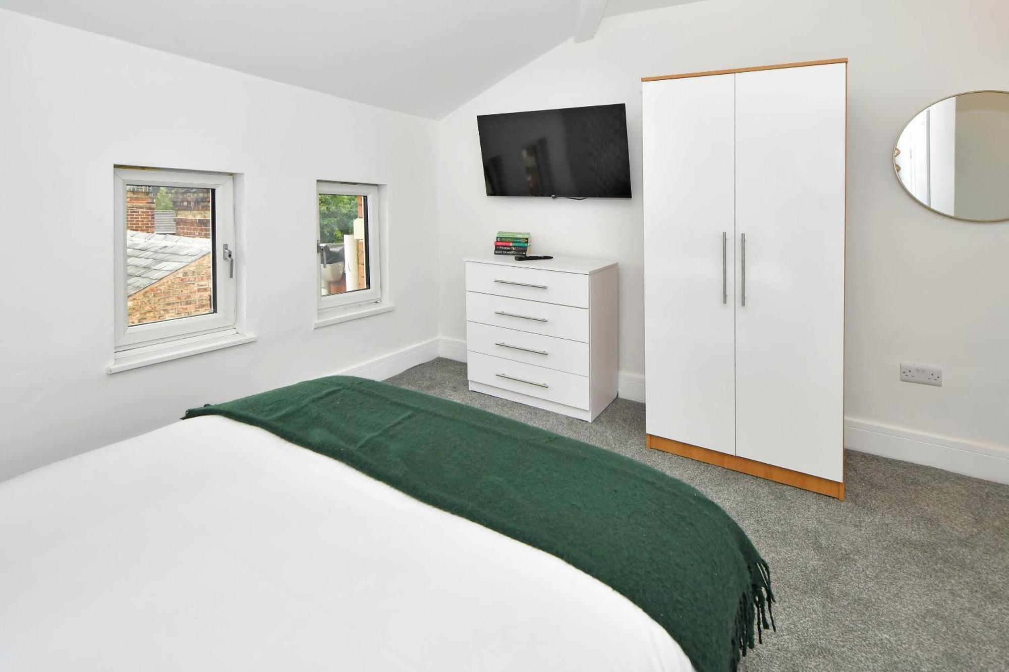 One Battison - Affordable Rooms, Suites & Studios In Stoke On Trent 외부 사진