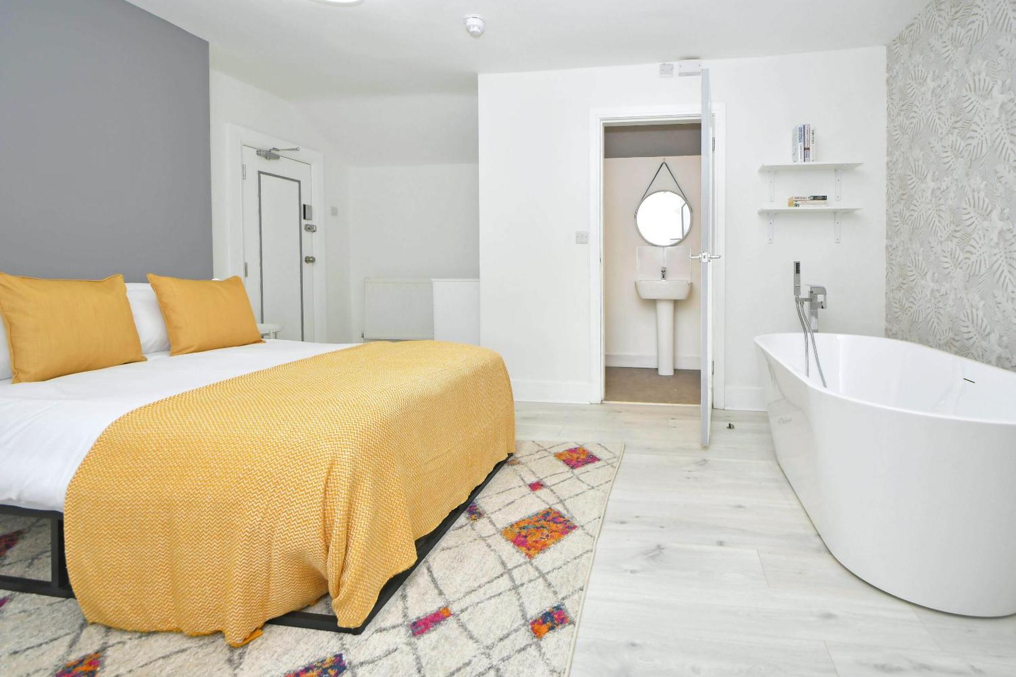 One Battison - Affordable Rooms, Suites & Studios In Stoke On Trent 외부 사진